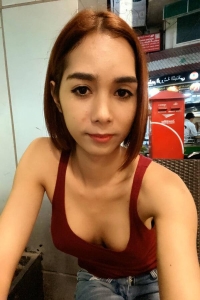 pow-thai-ladyboy-massage-escort-bangkok-03